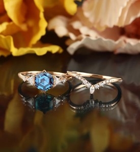 Bague de fiançailles en alexandrite taille hexagonale, argent sterling 925, pierre précieuse à changement de couleur, bijoux vintage de luxe pour mariage et soirée - Product Image 3