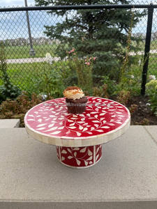 Support à gâteau en incrustation d'os fabriqué à la main Plateau de service décoratif élégant Design ethnique unique pour les fêtes de mariage ou à la maison - Product Image 6