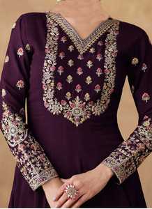 Salwar Kameez prêt-à-porter de style indien pakistanais en pur georgette, avec broderie lourde, travail de Zari et de sequins, pour mariage et occasions ethniques - Product Image 5