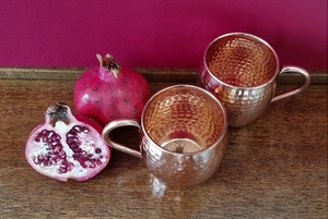 Taza de Cobre Stoli Nueva de Metal para Fiestas, Diseño Moderno - Product Image 5