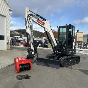 Bobcat E60 Excavatrice : Puissance hydraulique maximale du moteur, prête à l'emploi, machine robuste, pompe de boîte de vitesses, roulement. - Product Image 1