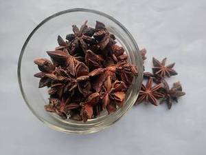 Anis étoilé entier 100 % pur, naturel et séché d'Inde, pour les acheteurs en gros d'épices sur les marchés internationaux d'ingrédients alimentaires - Product Image 6