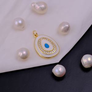 Pendentif mauvais œil plaqué or émail blanc bleu Accents zircon cubique incrusté de laiton pour collier de fête bijoux - Product Image 4