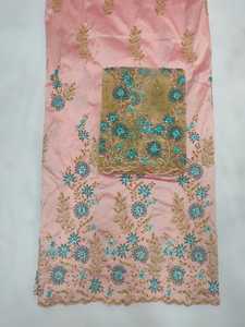 Splendor Cultural Nigeriano: Tela de Seda Tafetán George con Bordado Floral, Tejido Transpirable y Antiestático - Product Image 2