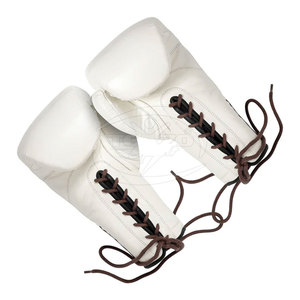 Guantes de Boxeo de Cuero Modernos - Protección UV Duradera y Antideslizantes para Entrenamiento - Product Image 3