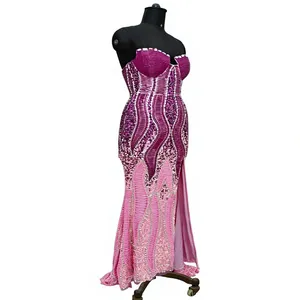 Robe de soirée longue de luxe, style sirène, violette, richement perlée, sans bretelles, longueur ras du sol - Product Image 1