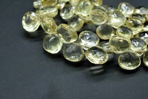 100% cuentas en forma de corazón facetadas de cuarzo limón Natural para la fabricación de joyas cuentas Briollette de piedra de llegada - Product Image 4