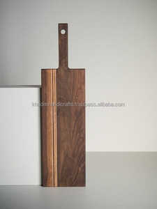 Planche à découper moderne en bois avec incrustation de résine, planche à découper de cuisine de qualité supérieure pour usage domestique et cuisine - Product Image 3