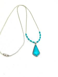 Collar de Cadena de Eslabones Chapado en Oro Vintage con Turquesa, Joyería Artesanal con Piedras Preciosas, Regalo Elegante para Mujer, Proveedor Mayorista - Product Image 2