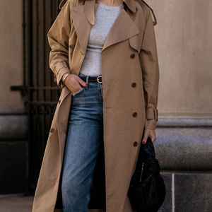 Veste longue matelassée beige à double boutonnage avec capuche en fourrure, coupe classique, pour femme, décontractée, tissée, couleur unie, idéale pour l'automne - Product Image 1