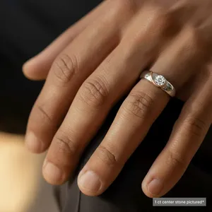 Anillo de diamantes cultivados en laboratorio de lujo con corte redondo VS1 VV2, de diseño moderno y hermoso, para hombre, con certificado IGI. - Product Image 2