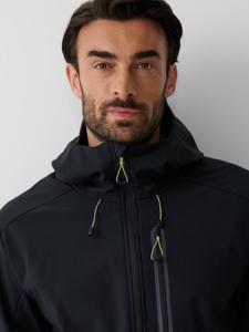 Veste softshell à capuche personnalisée pour homme, décontractée, entièrement zippée, résistante à l'eau et au vent, avec poches utilitaires, légère, pour l'extérieur - Product Image 4