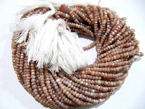 Perles facettées rondes en pierre de lune pêche naturelle AB Mystic Coated, 3-4 mm, brin de 13 pouces de long - Product Image 2