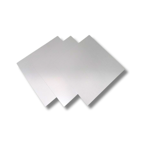 Plateau carré en carton jetable de qualité alimentaire avec surface antiadhésive pour desserts, gâteaux, mousses – Écologique, style robuste, usage industriel - Product Image 2