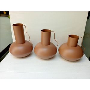 Vase en métal abstrait minimaliste, couleur terre cuite rustique, vase à fleurs en fer, décoration artisanale de table, pots décoratifs pour fleurs séchées - Product Image 6