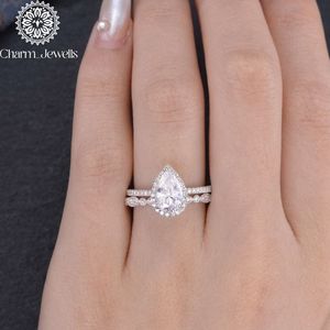 Anillo Clásico para Mujer Charm Jewells con Moissanita de Corte Cojín de 3 GM, Chapado en Oro sobre Plata, Certificado IGI, Engaste de Garras, Tipo Eternity - Product Image 3