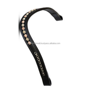 Banda Frontal para Caballo de Cuero Negro y Marrón Habana con Cristales Hechos a Mano de Edición Limitada y Cadena en Espiral con Forma de Ola Decorativa - Product Image 2