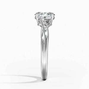 BOJ <b>Ring</b> 039 Oval Cut 925 Silver Chemise Diamond Halo Diamond <b>Ring</b> 2ct D Color VVS1 Moissanite GRA Certified Low Price <b>Ring</b> Sale - Product Image 3