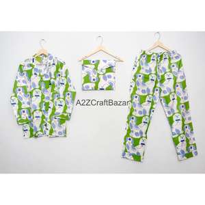 ชุดนอนผู้หญิงหรูหรา ระบายอากาศได้ดี ผ้าฝ้ายแท้ 100% ลายดอกไม้ ชุดนอนฤดูหนาว กางเกงขายาวถัก เสื้อครอป - Product Image 4