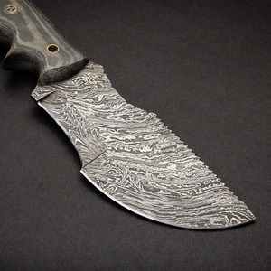 Couteau de chasse artisanal de qualité industrielle, acier Damas, manche G10, lame droite, étui en cuir - Product Image 5