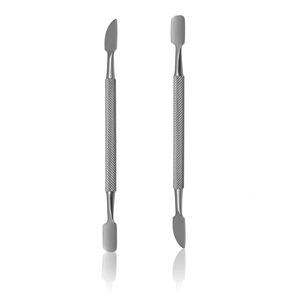Ensemble de 4 outils de manucure en acier inoxydable à double extrémité : repousse-cuticules et cuillère nettoyante pour ongles - Product Image 4
