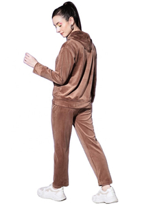 Ensemble de survêtement en velours pour femmes, à capuche, manches longues, couleur unie, tenue de jogging décontractée avec poches latérales, taille élastique - Product Image 3