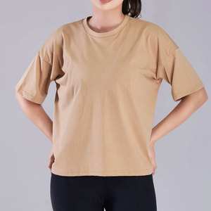 เสื้อยืดผู้หญิงสไตล์ล่าสุดสำหรับฤดูหนาว ให้ความอบอุ่น สวมใส่สบาย แห้งเร็ว แฟชั่นทรงโอเวอร์ไซส์ - Product Image 3