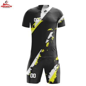 Qualité supérieure, manches courtes, respirant, été, uniforme de football personnalisé de haute qualité, 100% polyester, protection UV, antibactérien - Product Image 1