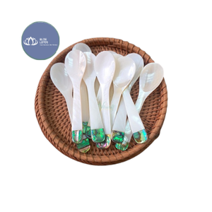 Cuillère à caviar en nacre haut de gamme, tendance, de luxe, écologique, faite à la main, bleue – Meilleures ventes - Product Image 3