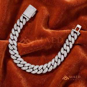 สร้อยข้อมือเงินแบบ Cuban Link ประดับเพชรโมอิสซาไนต์ สร้อยข้อมือแฟชั่นสวยงาม เหมาะสำหรับใส่ทุกวัน เป็นของขวัญ สไตล์ไมอามี ชิคาโก สำหรับผู้ซื้อชาวเมืองไมอามีและชิคาโก - Product Image 1