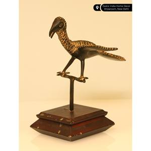 Estatua de pájaro de latón de 7 pulgadas hecha a mano en escultura decorativa con base de madera para decoración de mesa - Product Image 2