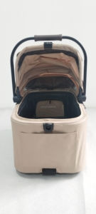 Poussette légère pliable pour animaux de compagnie pour les voyages en vélo ou en voiture - Product Image 5