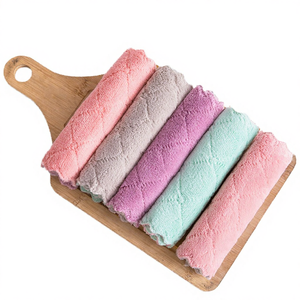 Paño de Cocina de Estilo Nórdico con Bordado - Tela de Algodón Absorbente de Alta Densidad con Costuras Reforzadas para un Lujo Diario - Product Image 6