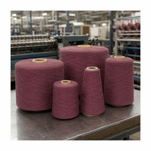 Hilo de algodón 100% teñido en morado, absorbente de humedad, para tejido textil, fabricado en India. - Product Image 1
