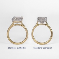 Bague de fiançailles moderne avec diamant ovale de 2,60 carats, taille horizontale, et bande fine en or, certifiée IGI, solitaire.