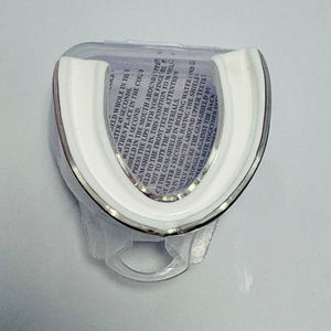 Protectores Bucales de Alta Calidad para Hombres en Lucha Libre, con Color Personalizado y Estilo a Medida - Product Image 2