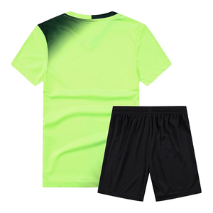 Conjunto de Camiseta de Fútbol Personalizada Verde y Negra con Cuello Mao, Manga Corta, Impresión por Transferencia de Calor, Malla Transpirable de Poliéster para Adultos - Product Image 2