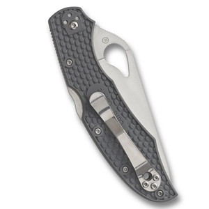 Navajas plegables con mango texturizado gris, hoja de acero inoxidable parcialmente dentada, con apertura para el pulgar y clip para bolsillo. - Product Image 4