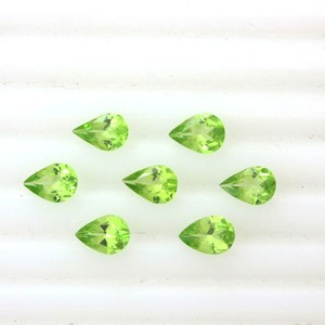 Piedras sueltas de peridoto natural con corte de pera de 4x6 mm, piedras semipreciosas verdes para la fabricación de joyas, precio al por mayor. - Product Image 5