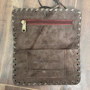 Vente en gros de pochette à tabac en cuir de vachette pochette à tabac en cuir véritable daim emballage de pipe à cigarettes sac à roulettes accessoires pour fumeurs - Product Image 6