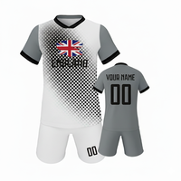 Prix d'usine – Ensemble maillot et short de football 100 % polyester sublimé, respirant, protection UV, nom d'équipe personnalisé, couleur unie