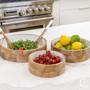 Tazón Decorativo de Madera Ecológico y Duradero con Intrincados Detalles Esmaltados para Decoración de Mesa Contemporánea en Espacios Refinados - Product Image 1
