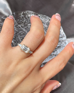 Anillo de Boda de Lujo con Diamante Genuino Blanco LGD Corte Esmeralda, Chapado en Oro Rosa y Rodio, 4.00+0.25 CT - Product Image 5