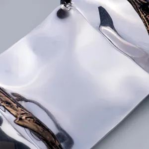 Plateau de service artisanal en aluminium haut de gamme avec finition métallique brossée pour l'hôtellerie moderne et la décoration intérieure Bordure miroir - Product Image 2
