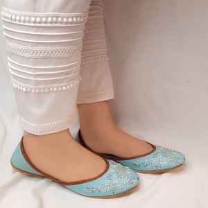 Zapatos Khussa para Mujer con Pedrería de Color Morado, Multicolor, Bordados para Boda, Estilo Punjabi, Khussa Tradicional al por Mayor - Product Image 6