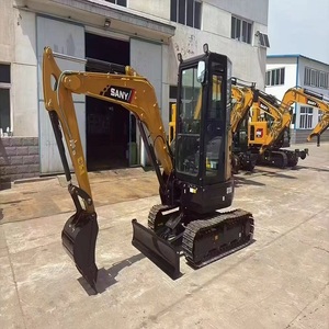 Mini-excavatrice Sany pour les entrepreneurs en aménagement paysager, avec une maniabilité pratique pour la rénovation de jardins et les travaux de terrassement extérieurs - Product Image 2