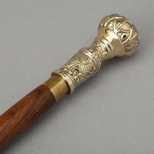 ไม้เท้าเดินป่าคุณภาพพรีเมียม ด้ามจับทองเหลืองสีทอง สำหรับผู้ชาย ผู้หญิง เดินป่า ตั้งแคมป์ ผู้สูงอายุ ของขวัญสำหรับผู้สูงวัย - Product Image 2