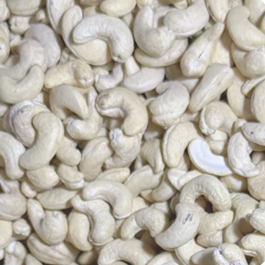 Wholesale High Quality Raw Cashew <b>Nuts</b> Cashew <b>Nuts</b> Raw Cashew <b>Nuts</b> Bulk Exported To Eu, Asia, Middle East - Product Image 1