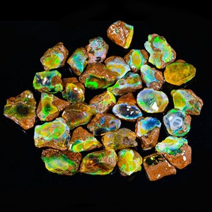 โอปอลเอธิโอเปียหลากสี หลายขนาด แบบหยาบ สำหรับทำเครื่องประดับ AK Gems 2000 กะรัต น้ำหนัก 1 กิโลกรัม 100 ชิ้นต่อชุด - Product Image 1