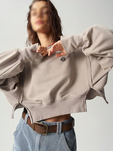 Sudadera Corta OEM para Mujer, Color Taupe, Cuello Redondo, Manga Larga, Panel con Abertura Lateral, Felpa Francesa, Estilo Oversize, Top de Moda Urbana, Marca Privada - Product Image 2
